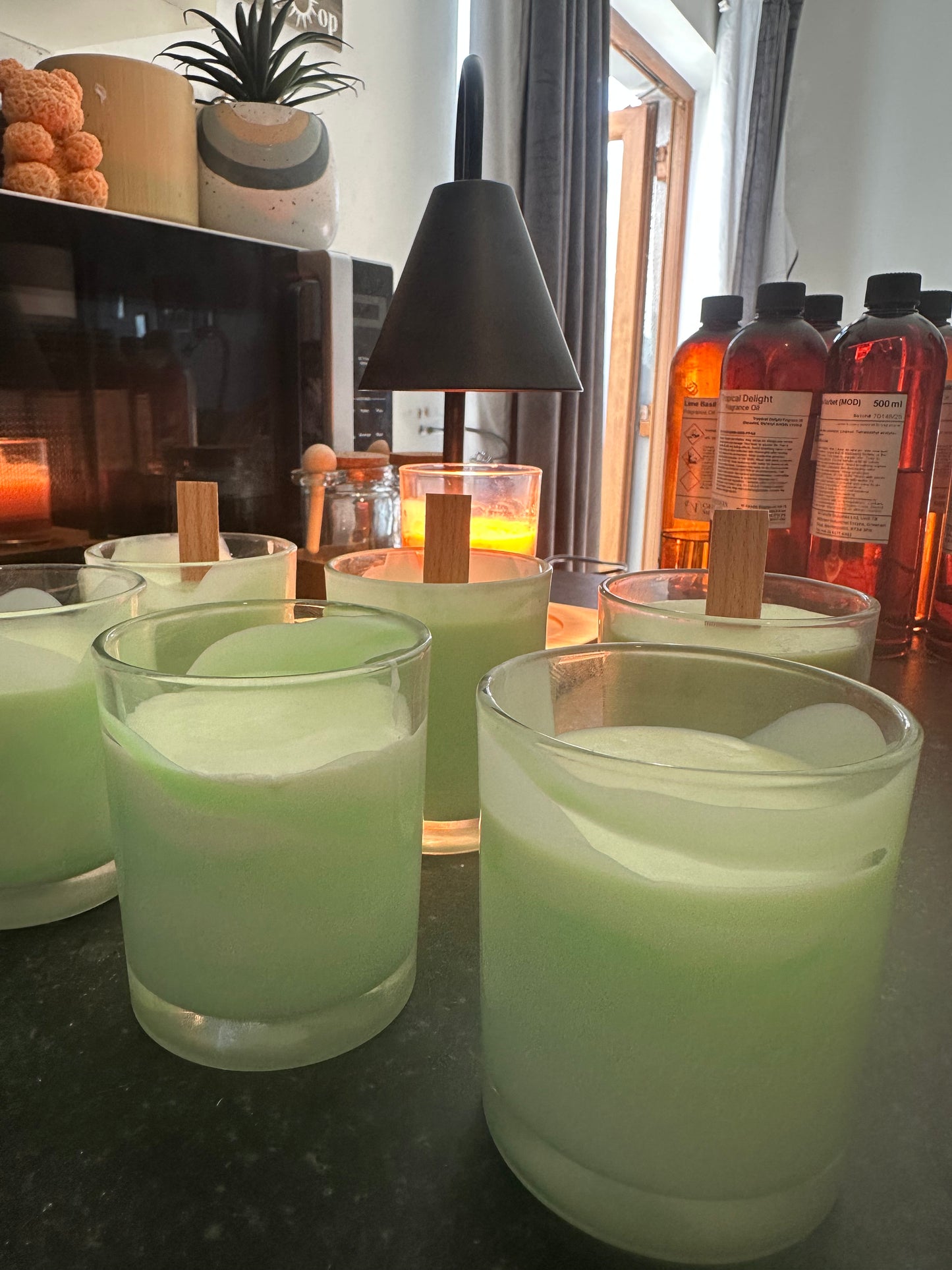 Limoen, Basilicum & Mandarijn - Wickless Kaars 20cl